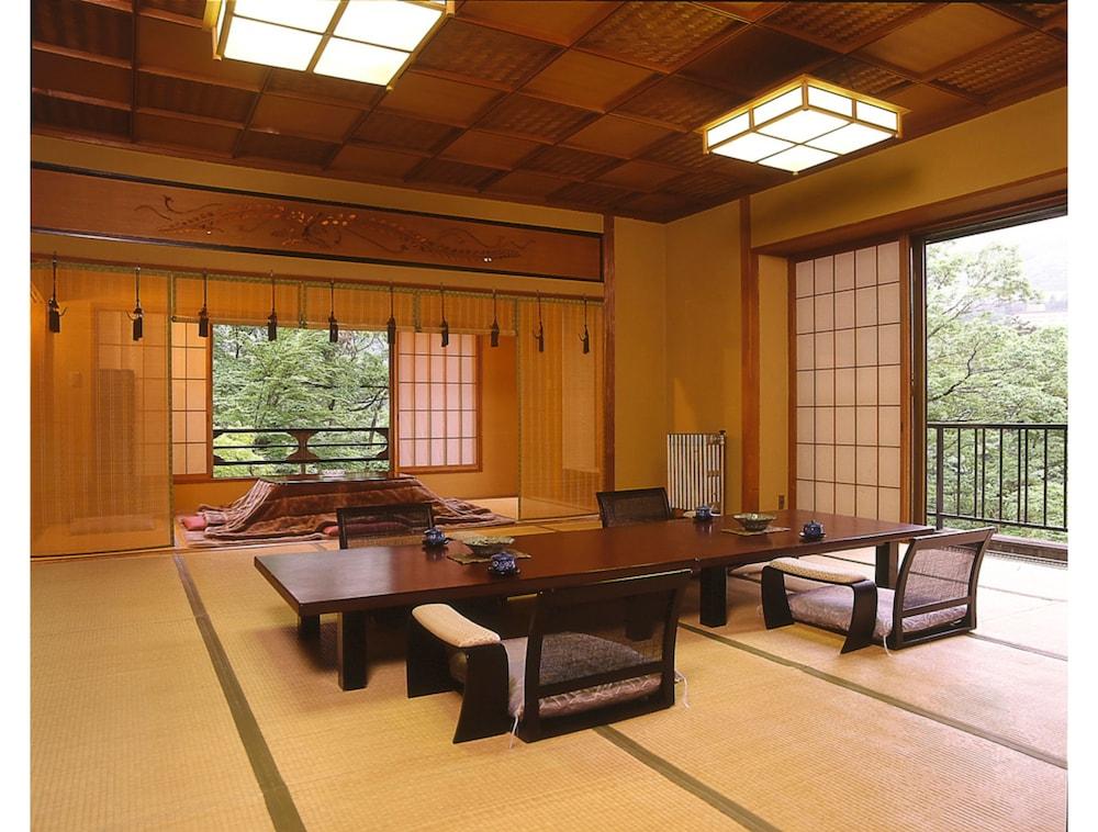 Musashino Bekkan Hakone Exteriör bild