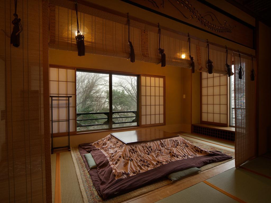 Musashino Bekkan Hakone Rum bild