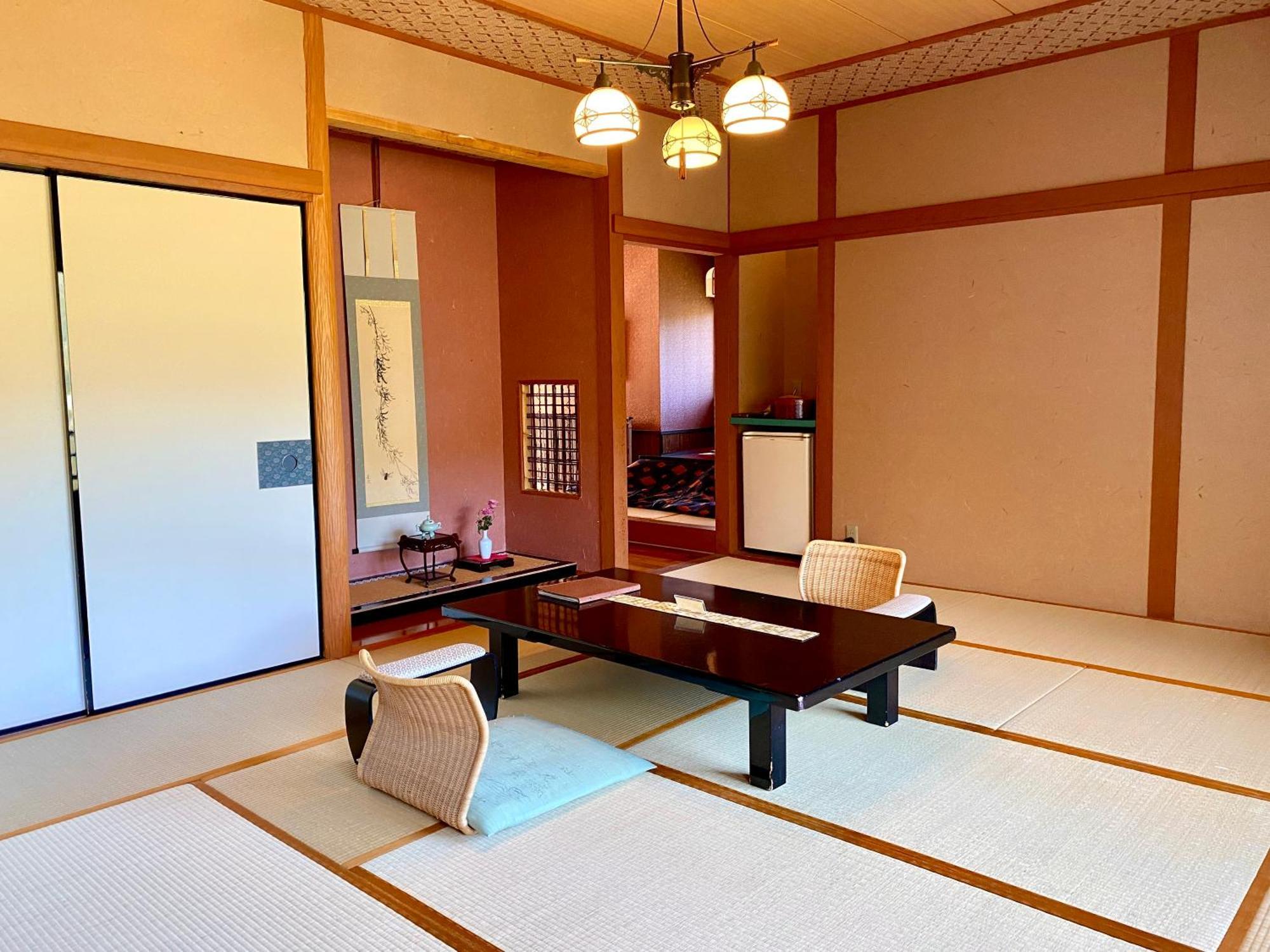 Musashino Bekkan Hakone Exteriör bild