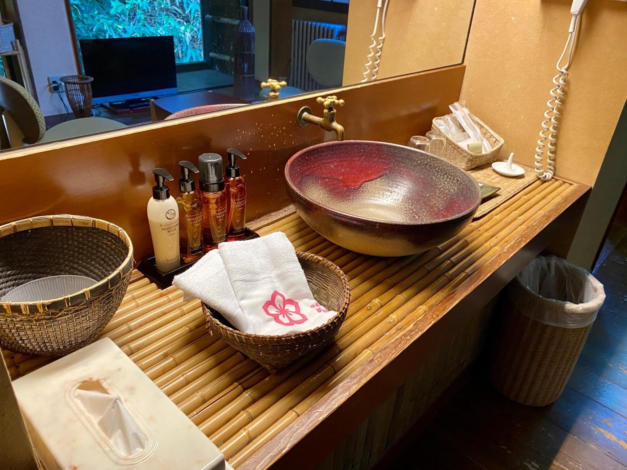 Musashino Bekkan Hakone Exteriör bild